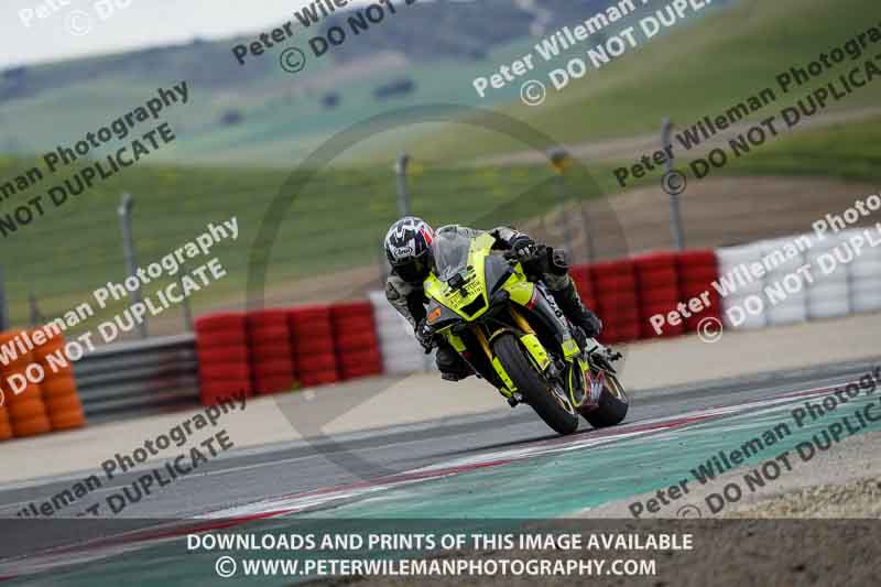 cadwell no limits trackday;cadwell park;cadwell park photographs;cadwell trackday photographs;enduro digital images;event digital images;eventdigitalimages;navarra;no limits trackdays;peter wileman photography;racing digital images;trackday digital images;trackday photos